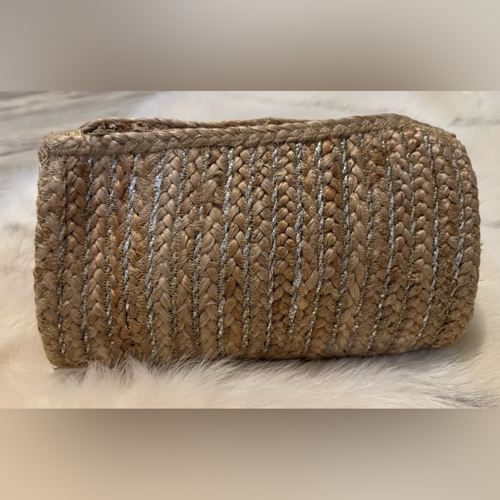 NEW Shiraleah Jute clutch Handbag with silver Rope - Picture 2 of 7